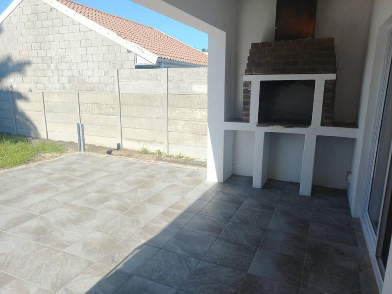 To Let 3 Bedroom Property for Rent in Strand North Western Cape